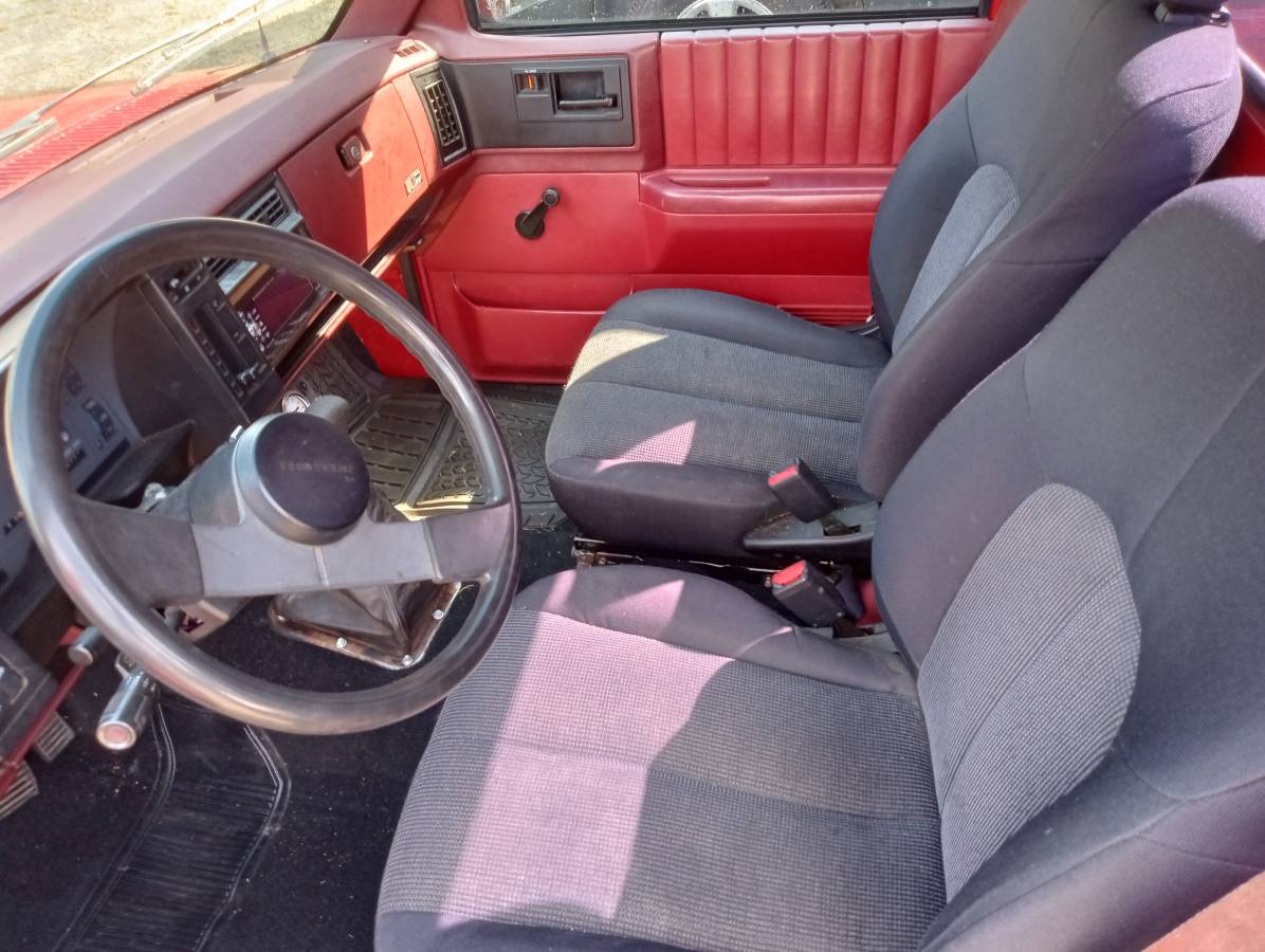 Chevy-s10-1987-red-4