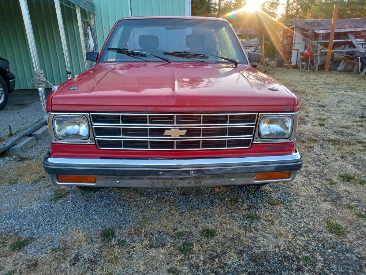 Chevy-s10-1987-red-7