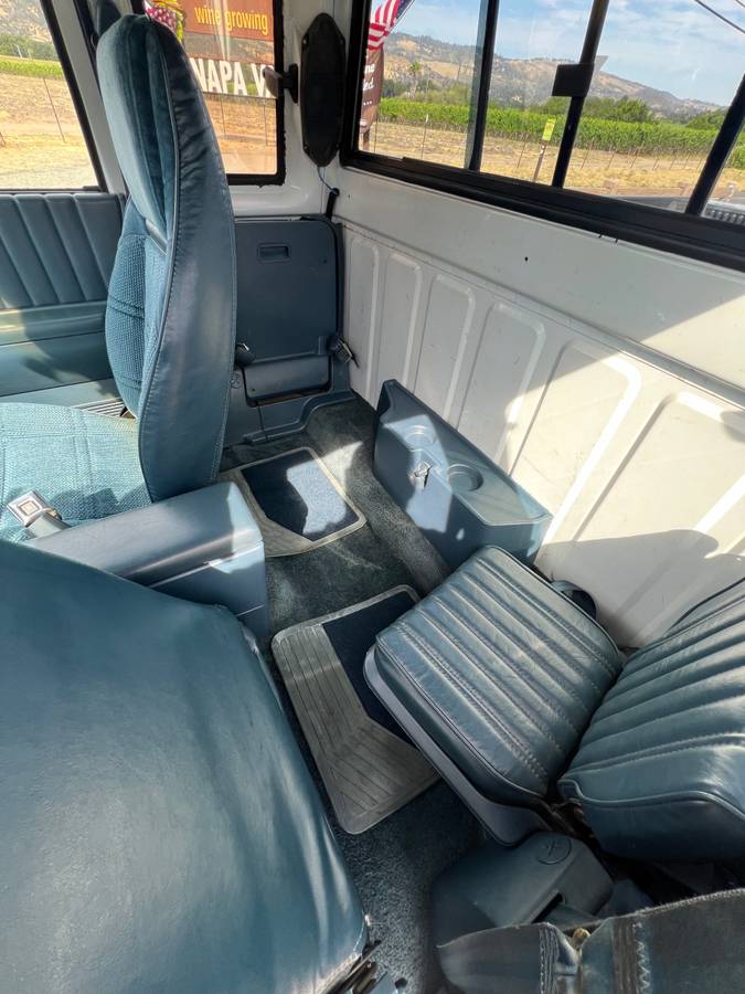 Chevy-s10-1991-white-13