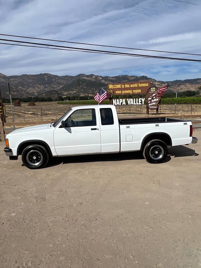 Chevy-s10-1991-white-2