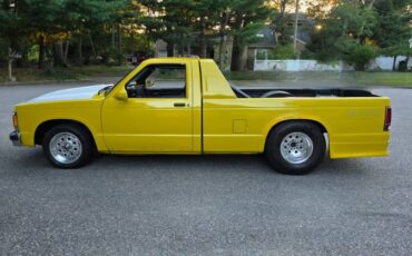 Chevy-s10-pickup-1984-yellow-7