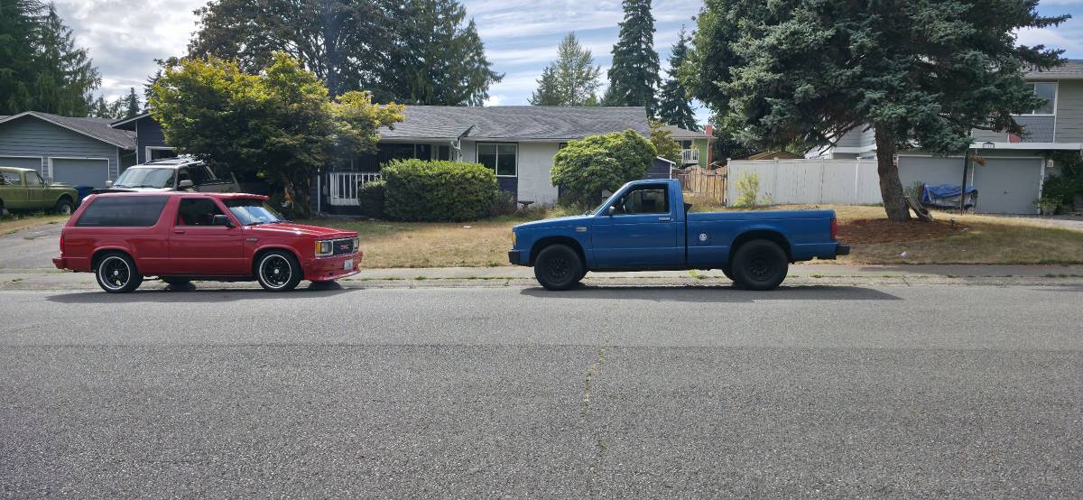 Chevy-s10-pickup-1986-custom-8