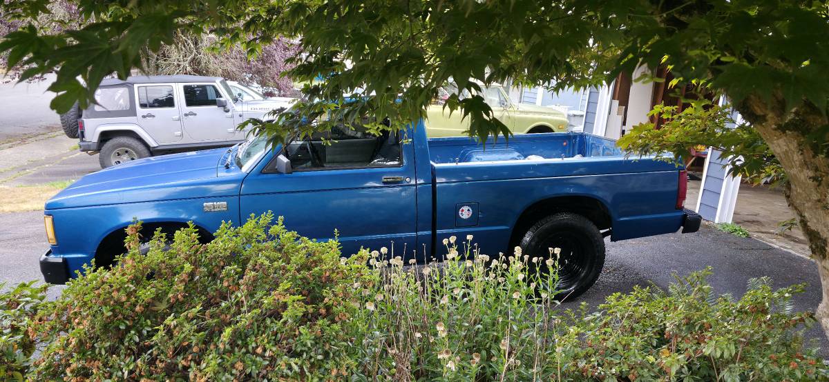 Chevy-s10-pickup-1986-custom