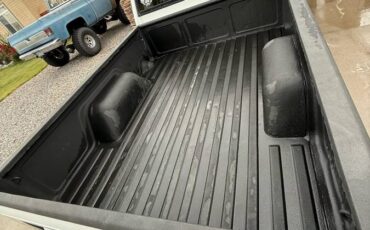 Chevy-s10-pickup-1986-white-10
