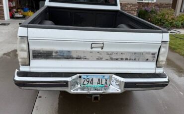 Chevy-s10-pickup-1986-white-7