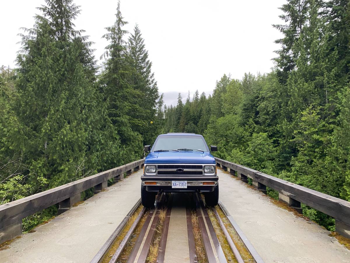Chevy-s10-pickup-1991-blue-2