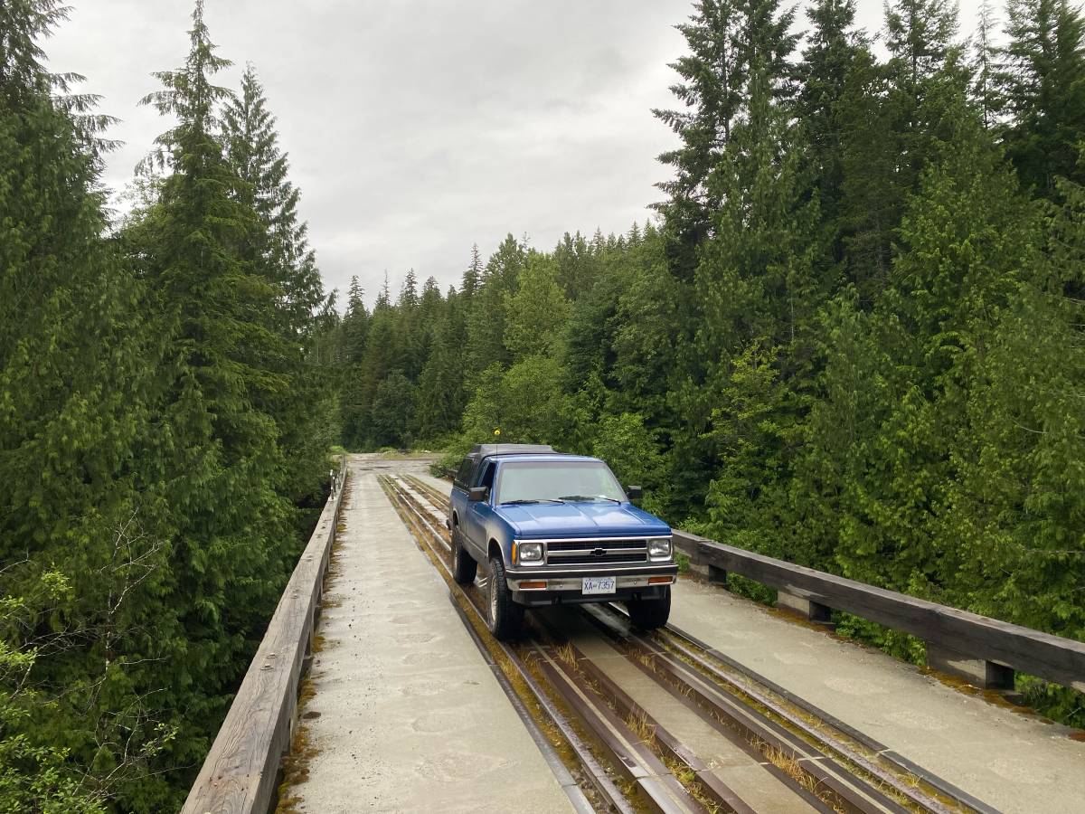Chevy-s10-pickup-1991-blue-3