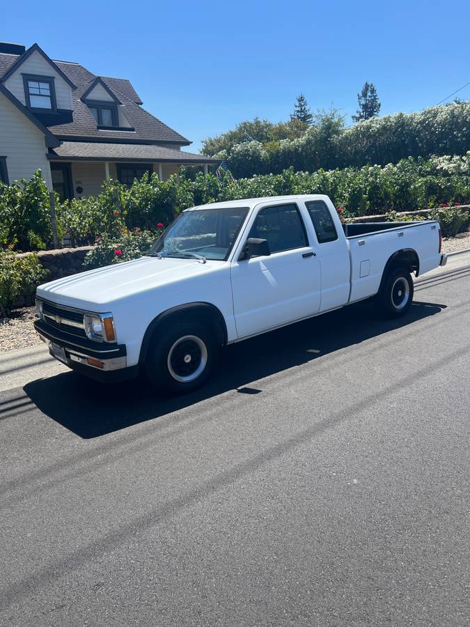 Chevy-s10-pickup-1991-white-1