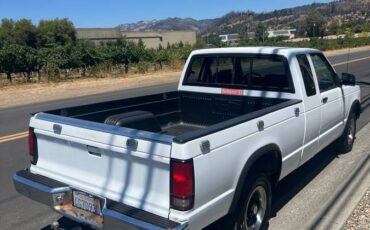 Chevy-s10-pickup-1991-white-4