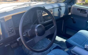 Chevy-s10-pickup-1991-white-8