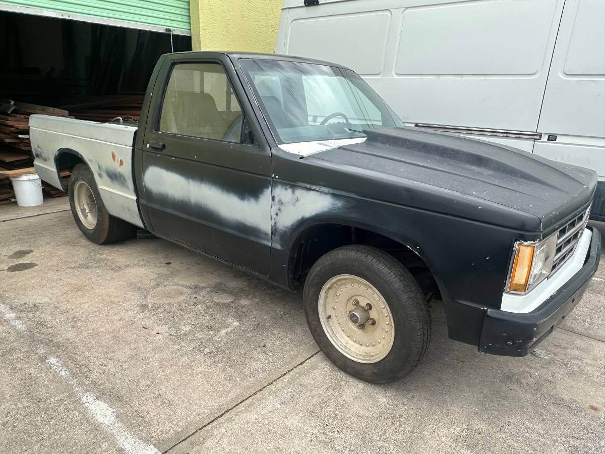 Chevy-s10-pickup-1993-black-6