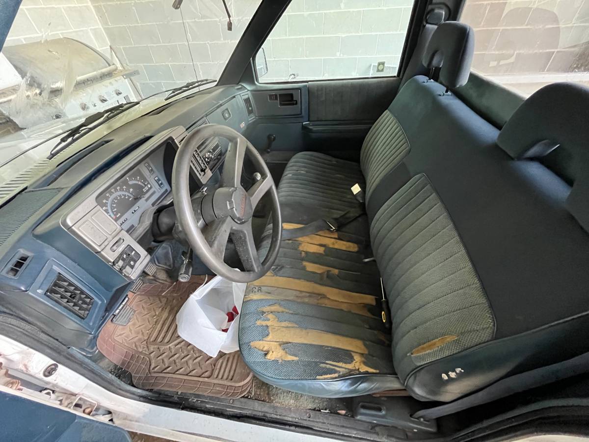 Chevy-s10-pickup-1993-white-2