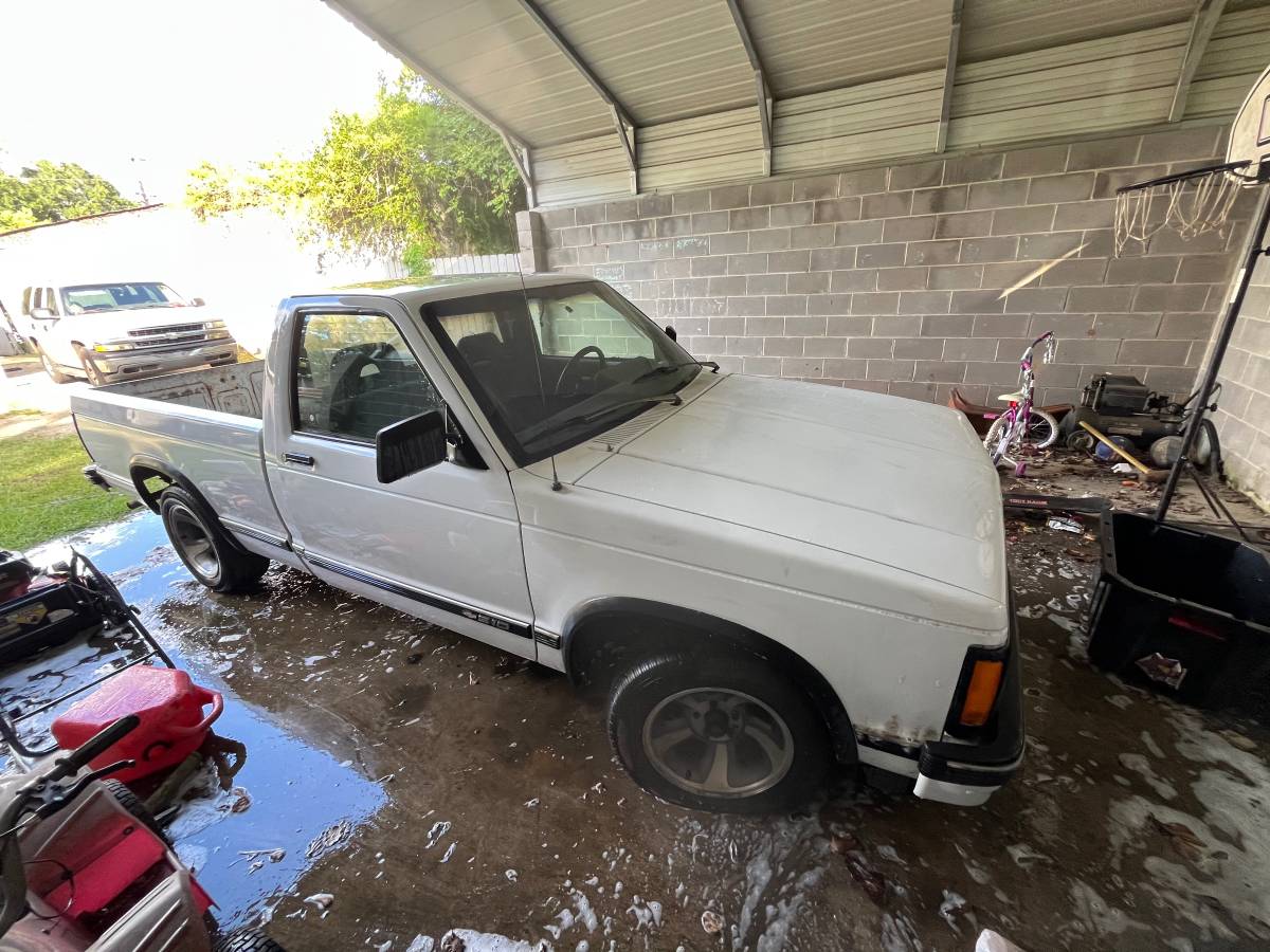 Chevy-s10-pickup-1993-white-4