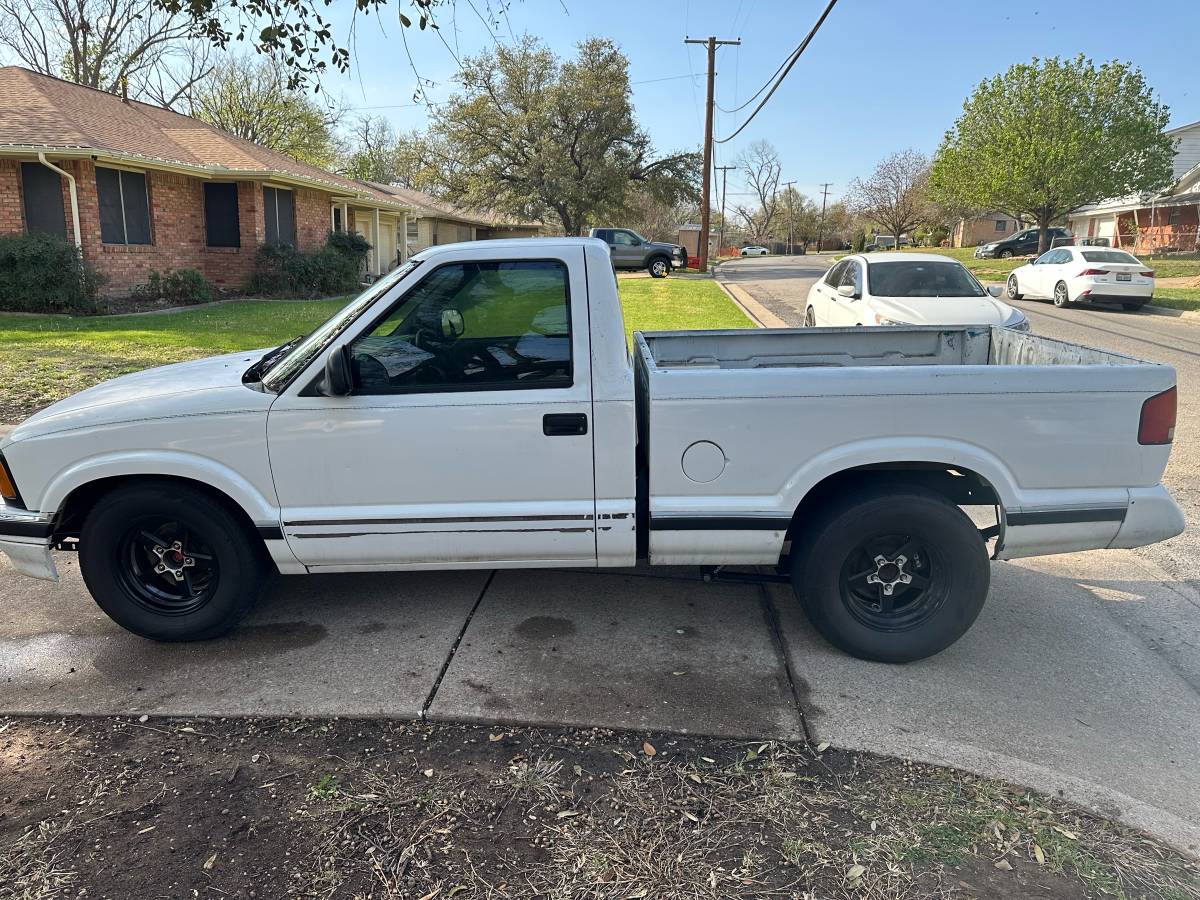 Chevy-s10-pickup-1994-white-1