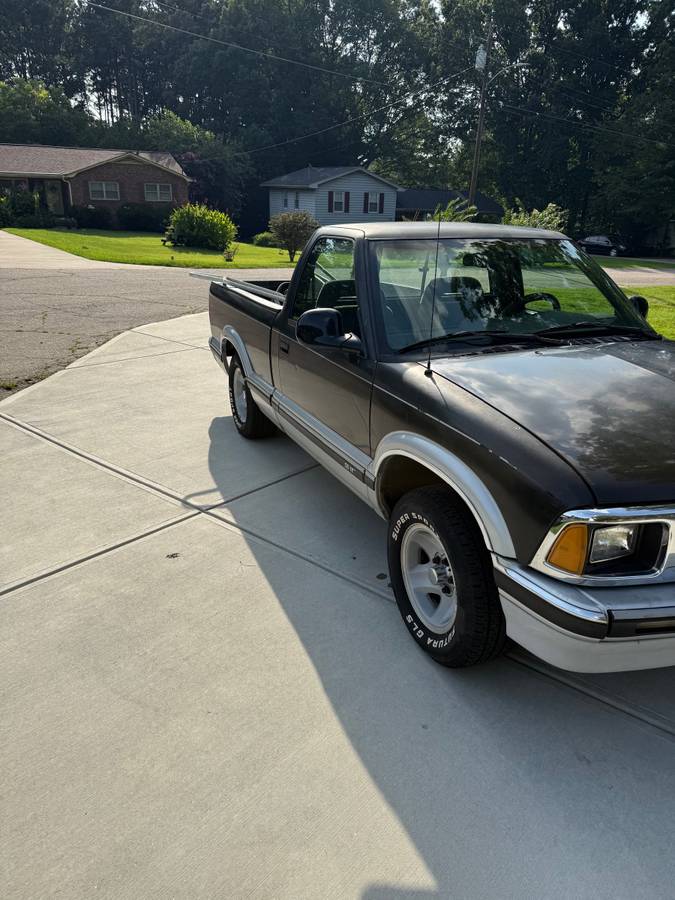Chevy-s10-pickup-1995-black-3