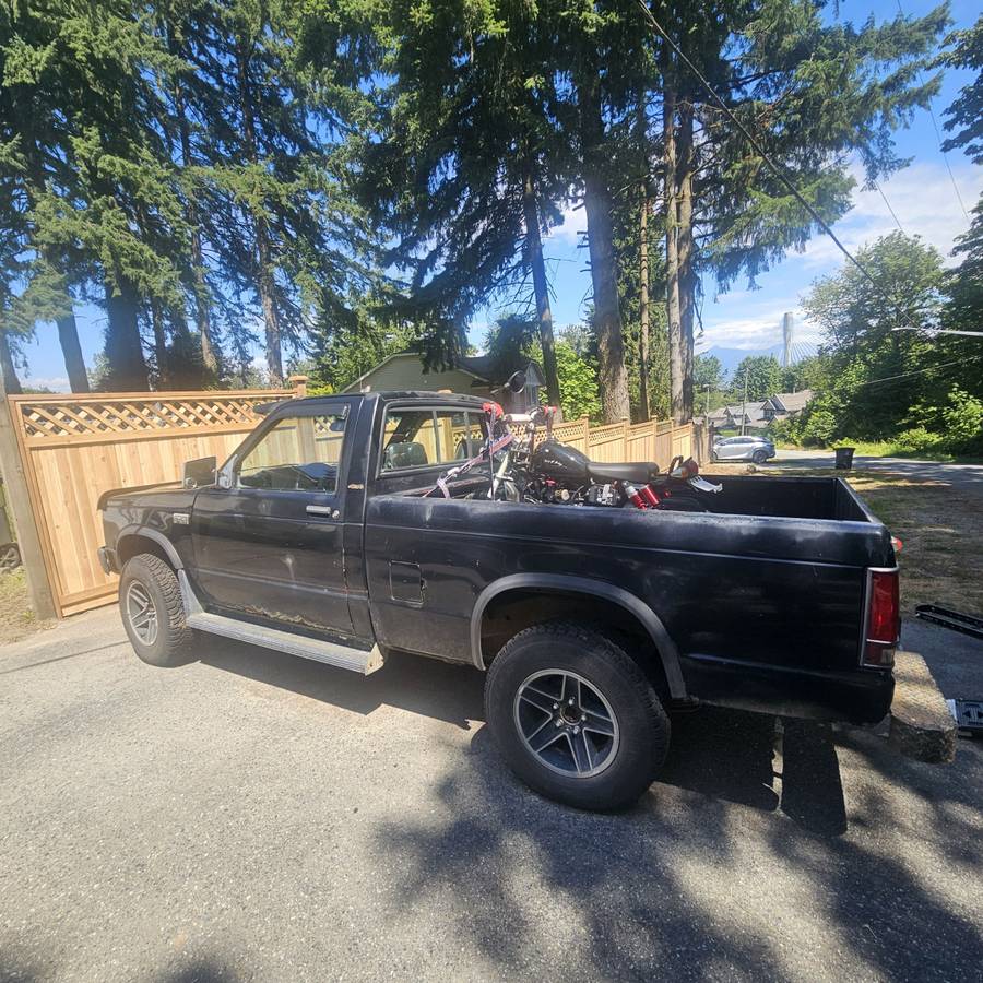 Chevy-s10-tahoe-1989-8