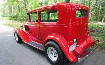 Chevy-sedan-1932-18