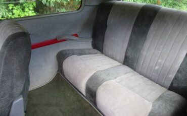 Chevy-sedan-1932-24