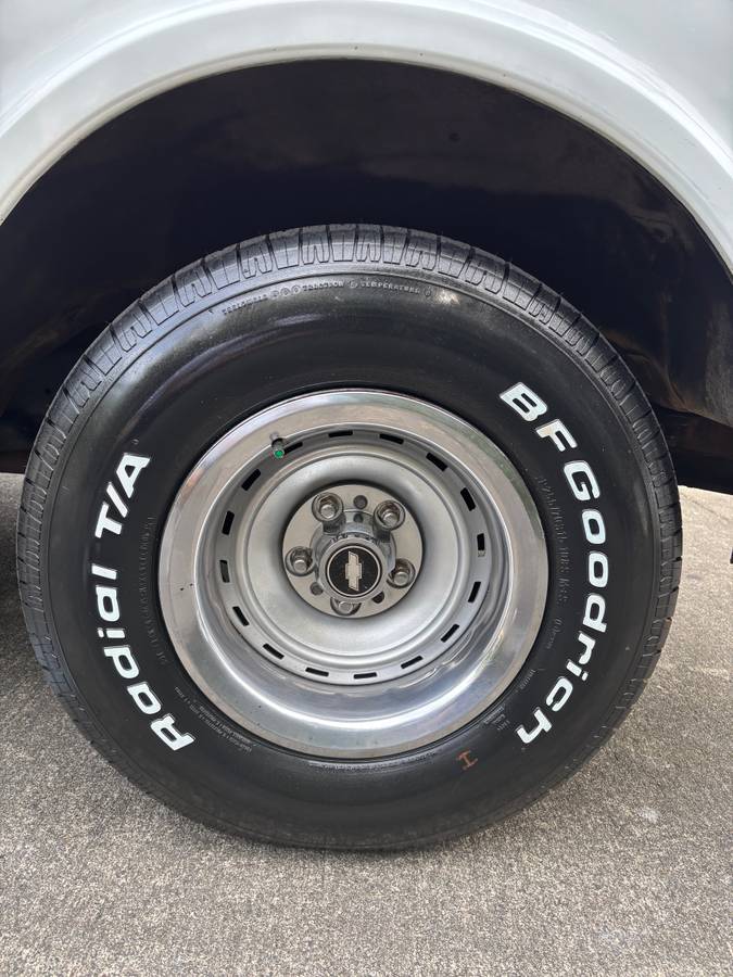 Chevy-silverado-1500-1971-green-13