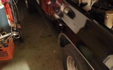 Chevy-silverado-1500-1977-black-2