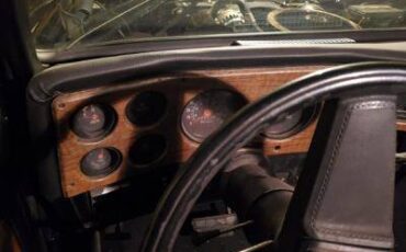 Chevy-silverado-1500-1977-black-4
