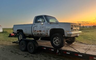 Chevy-silverado-1500-1985-custom-5