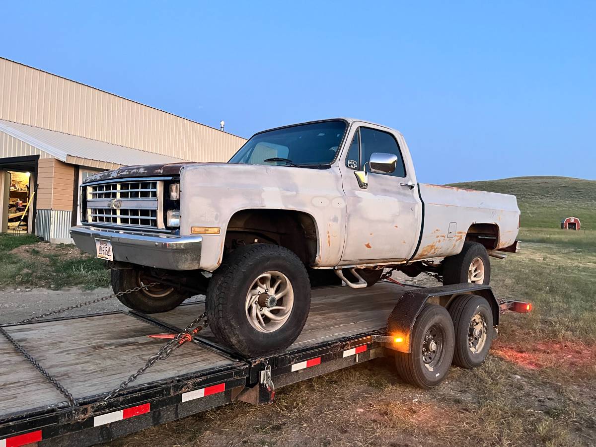 Chevy-silverado-1500-1985-custom