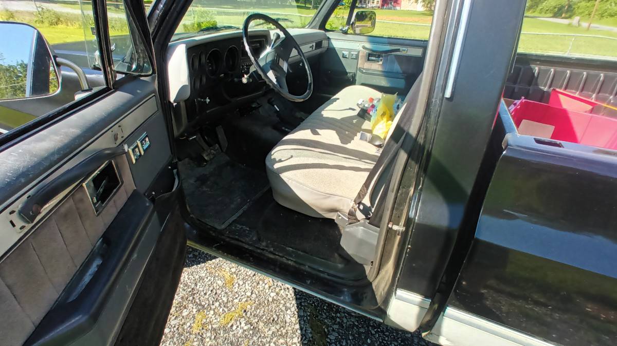 Chevy-silverado-1500-1986-black-6