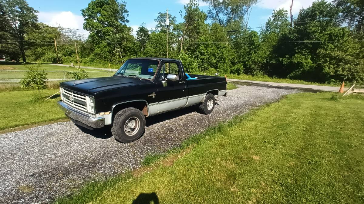 Chevy-silverado-1500-1986-black