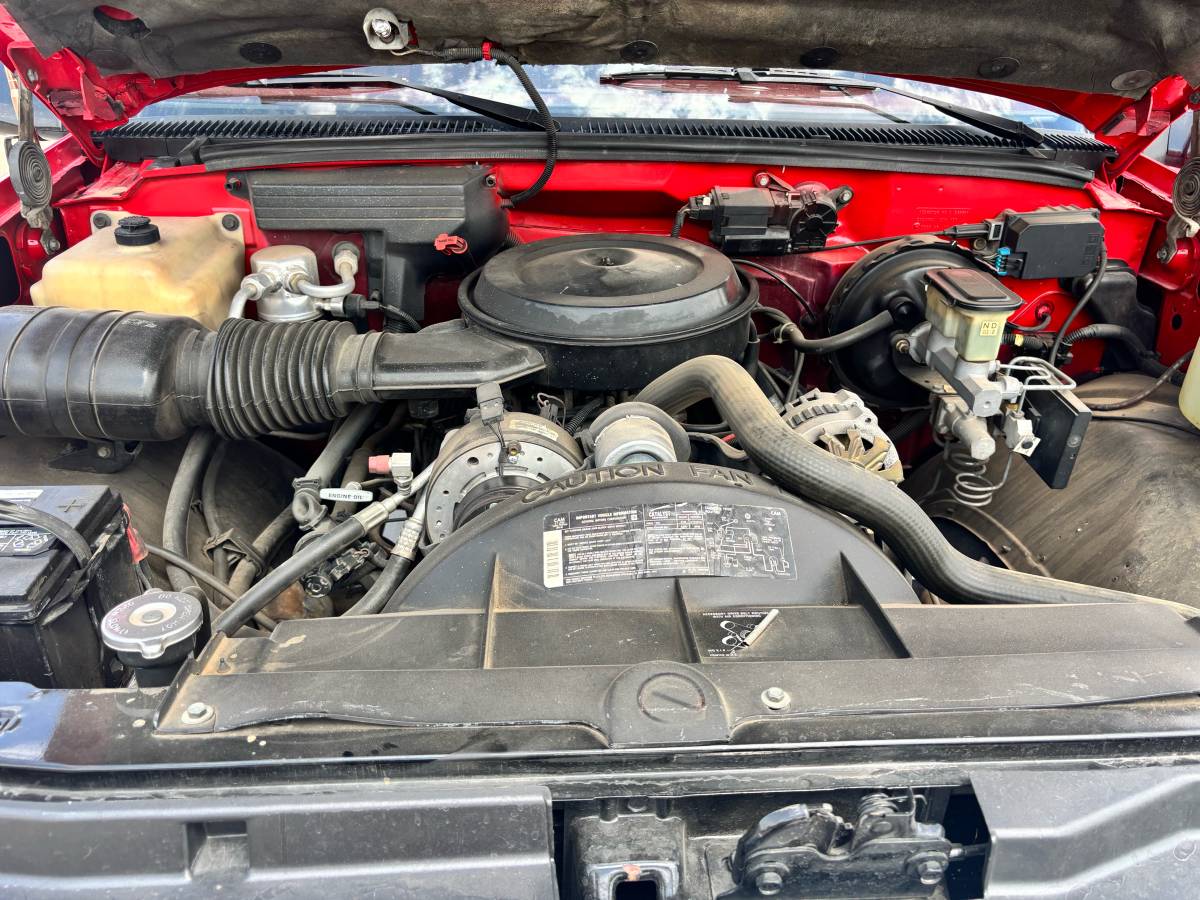 Chevy-silverado-1500-1988-red-18