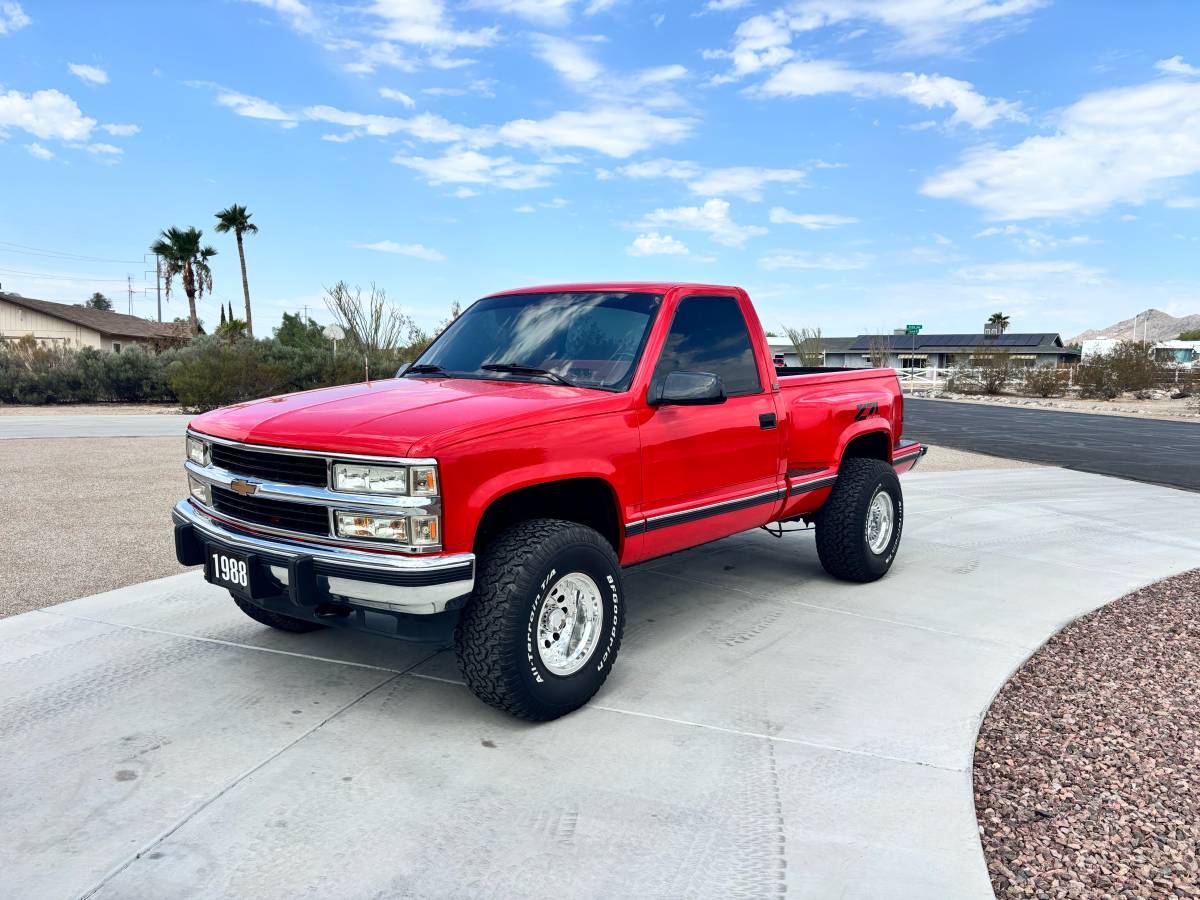 Chevy-silverado-1500-1988-red