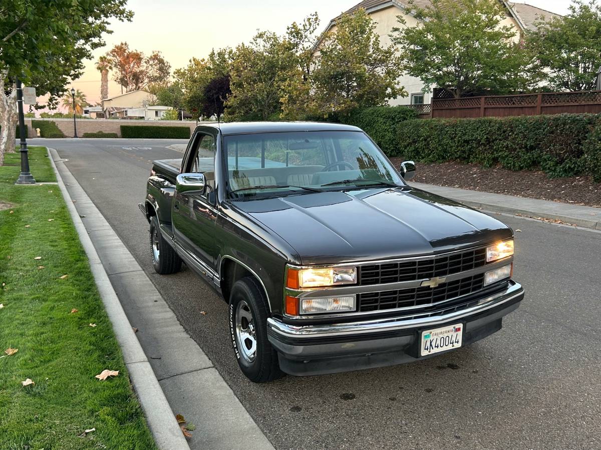 Chevy-silverado-1500-1991-grey-15