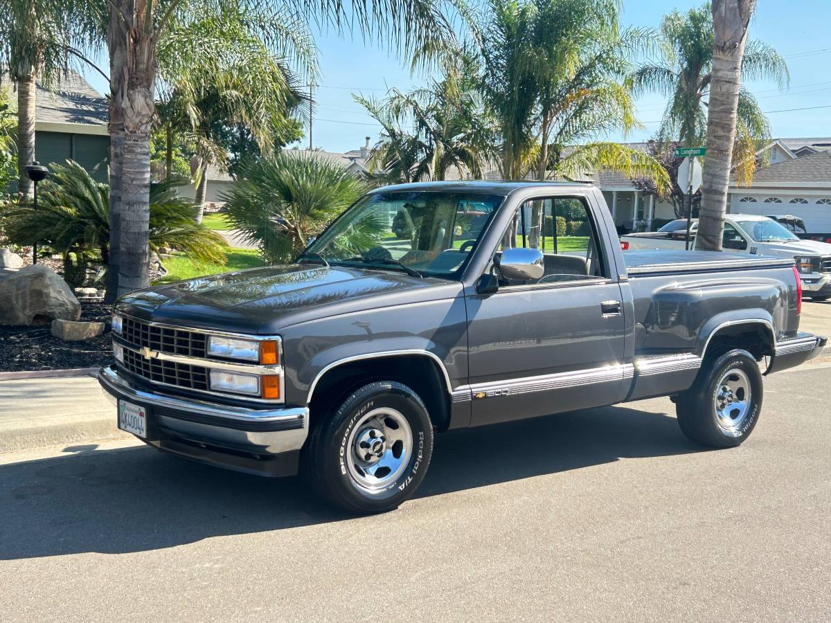 Chevy-silverado-1500-1991-grey-2