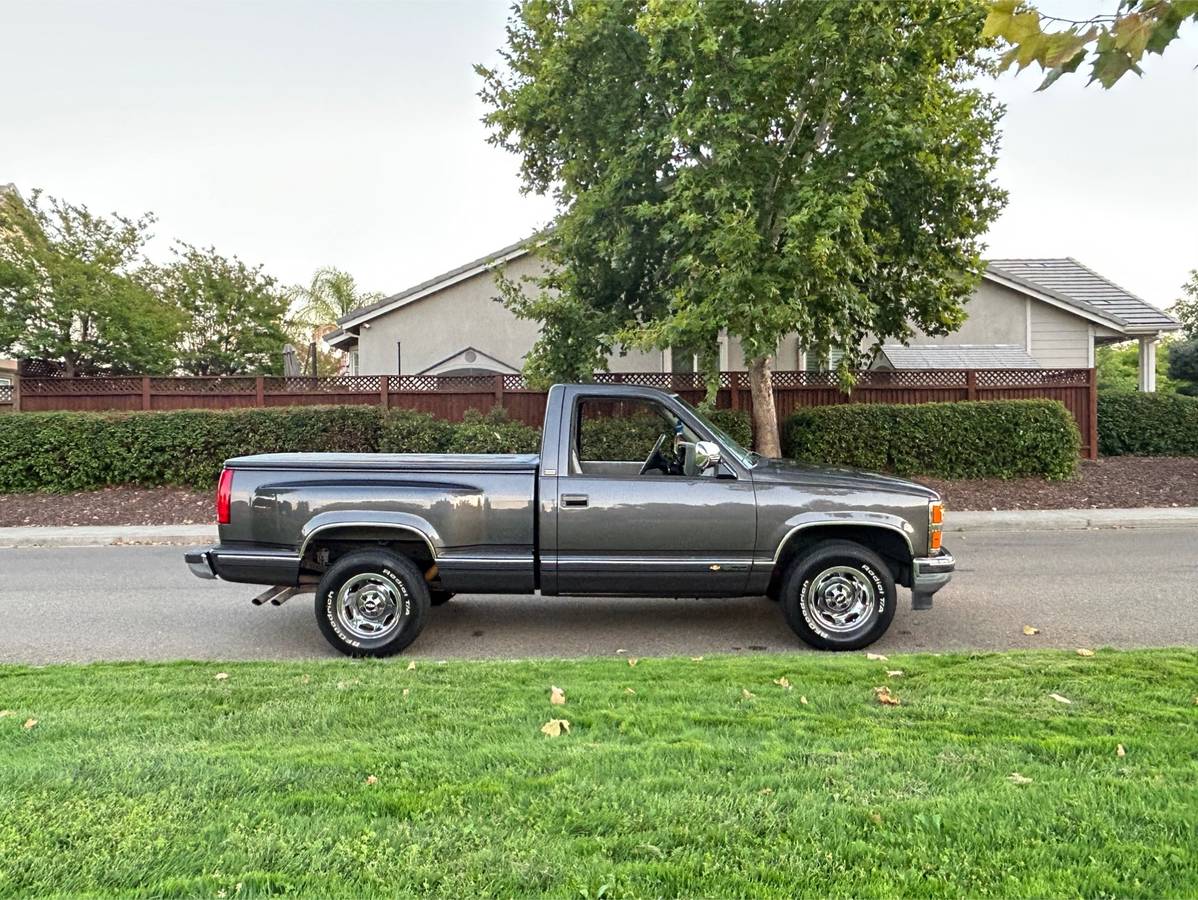 Chevy-silverado-1500-1991-grey-34