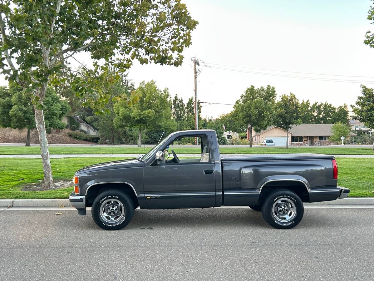 Chevy-silverado-1500-1991-grey-6