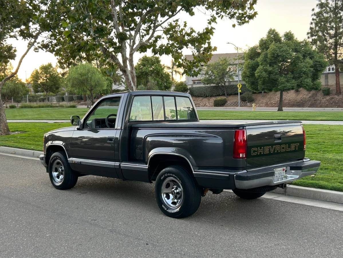Chevy-silverado-1500-1991-grey-9