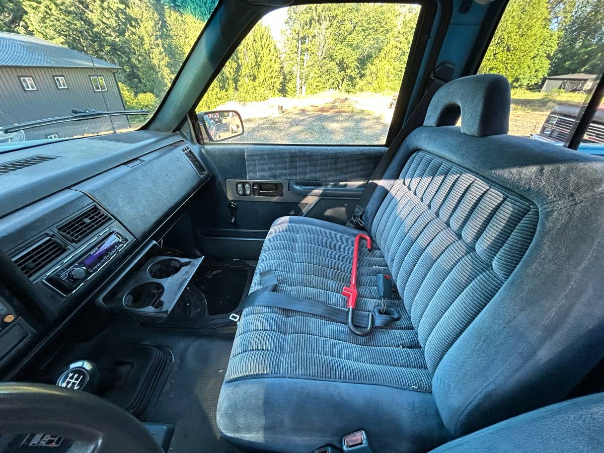 Chevy-silverado-1500-1993-blue-12
