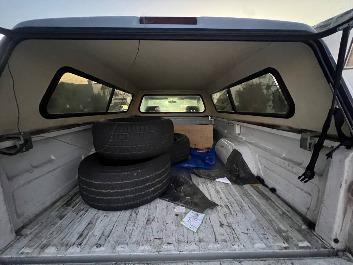 Chevy-silverado-1500-1994-white-16