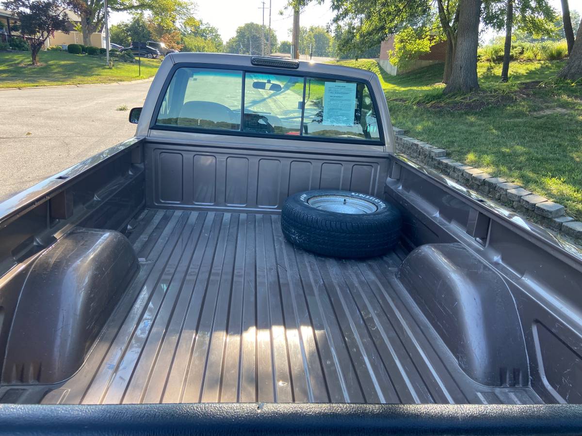 Chevy-silverado-1500-1995-brown-14