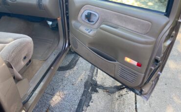 Chevy-silverado-1500-1995-brown-9