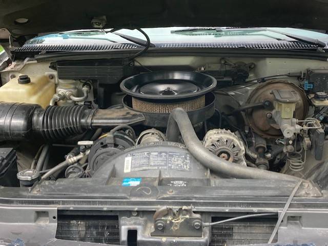 Chevy-silverado-1500-4x4-1990-red-4