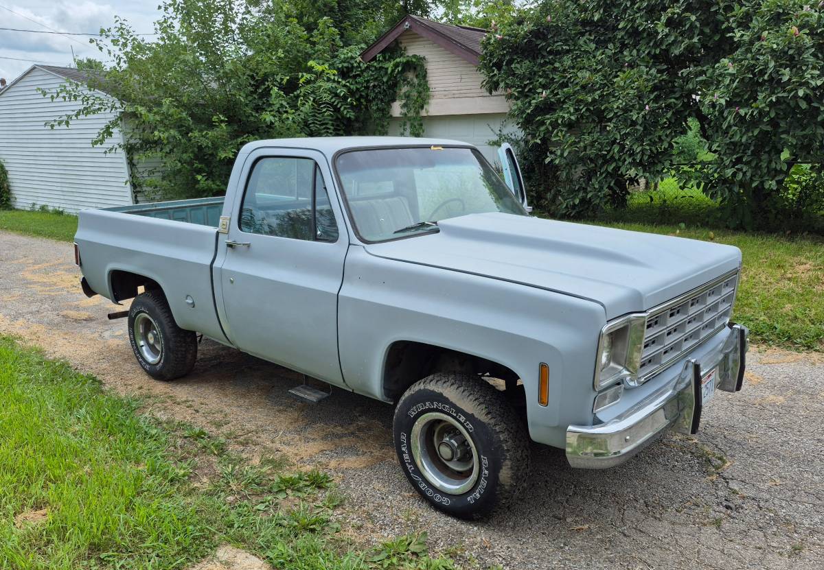 Chevy-silverado-1977-1