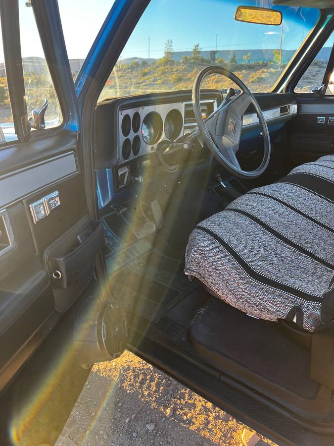 Chevy-silverado-1981-blue-1
