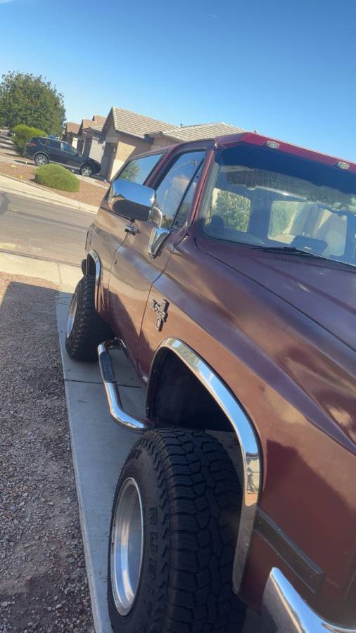 Chevy-silverado-1983-3