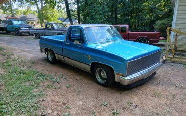 Chevy-silverado-1984-blue