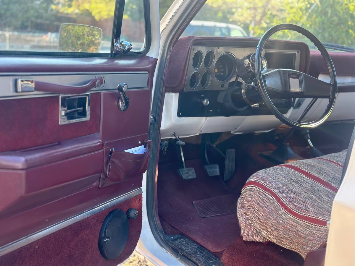 Chevy-silverado-1985-3
