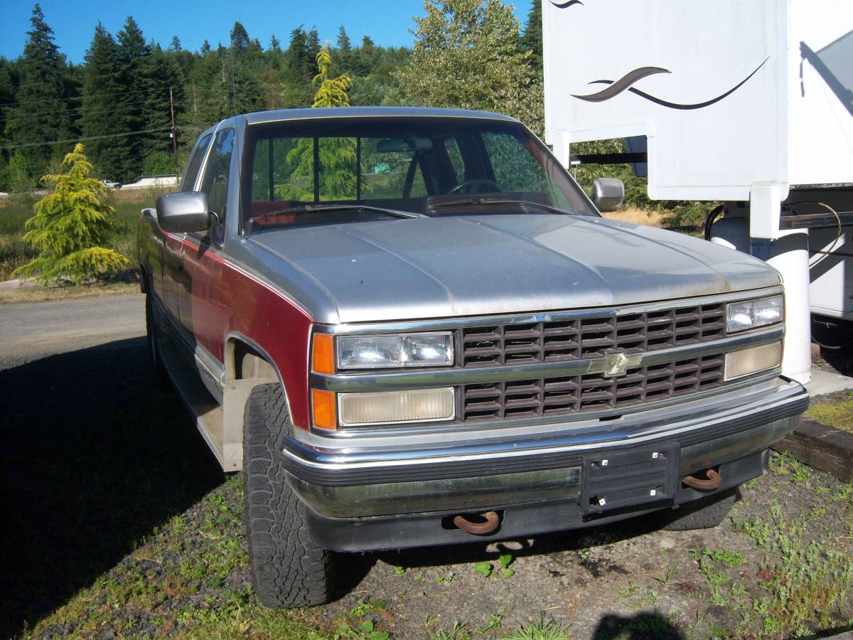 Chevy-silverado-1990-red