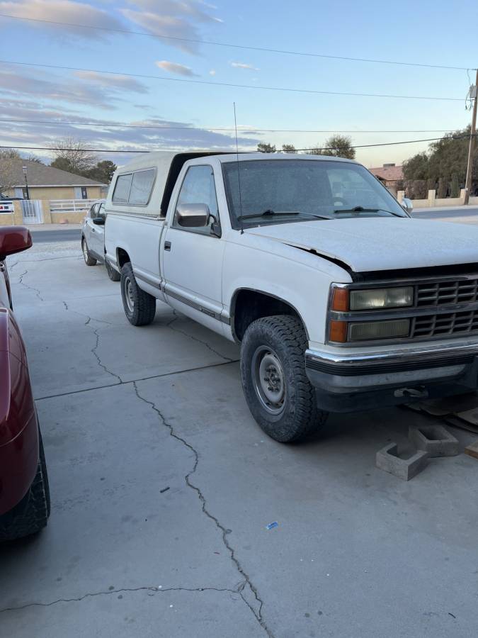 Chevy-silverado-1991-white-1