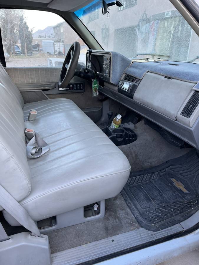 Chevy-silverado-1991-white-2