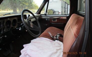 Chevy-silverado-2500-1985-brown-8